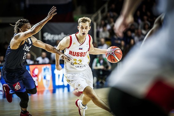 Dmitri Hvostov. Kuva: FIBA Europe.