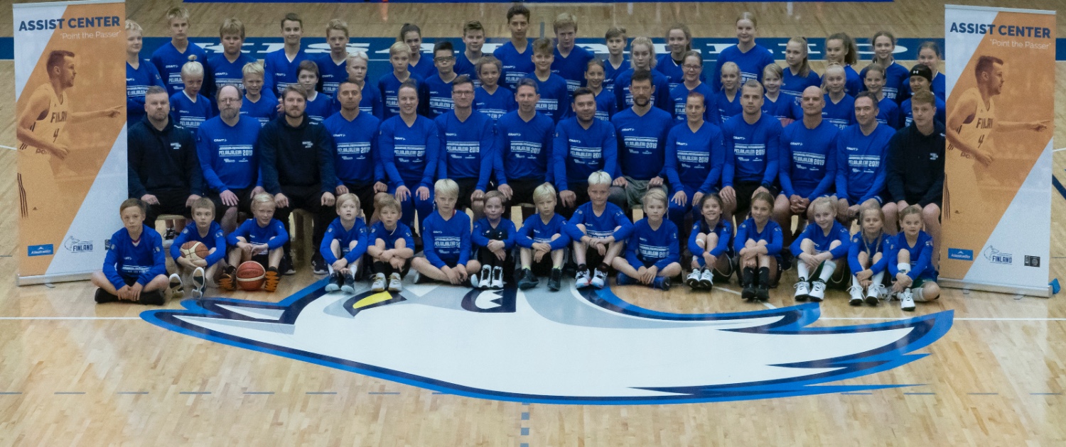 Susi Training Centerissä järjestetty JVV:n pelaajaleirille osallistui 49 alle 15-vuotiasta koripalloilijaa JVV-valmentajien kotiseuroista. 
