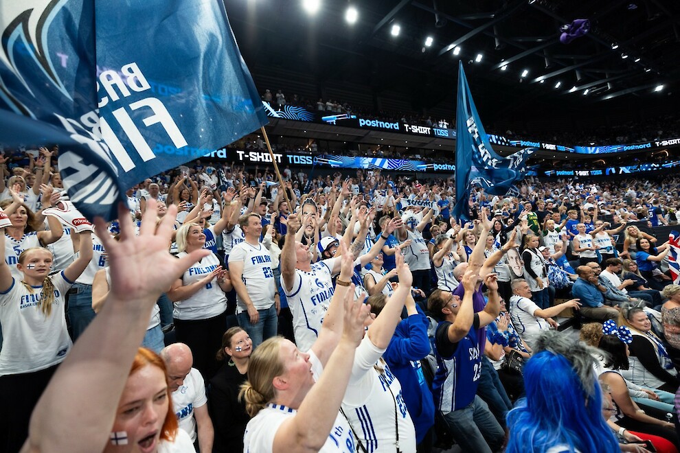 Kaikkiaan yli 115 000 katsojaa seurasi otteluita paikan päällä. Kuva: Juha Hautakangas