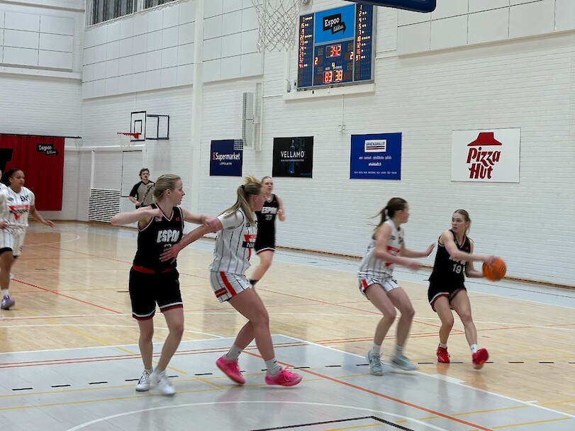 EBT vyöryi HNMKY:n yli tylyin lukemin. Kuva:Hanna Ahtola