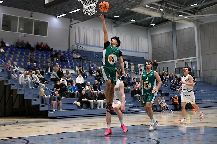 Hyvinkään Ponteva ja PeU-Basket kohtaavat toisensa myös puolivälierissä. Kuva: Hyvinkään Ponteva